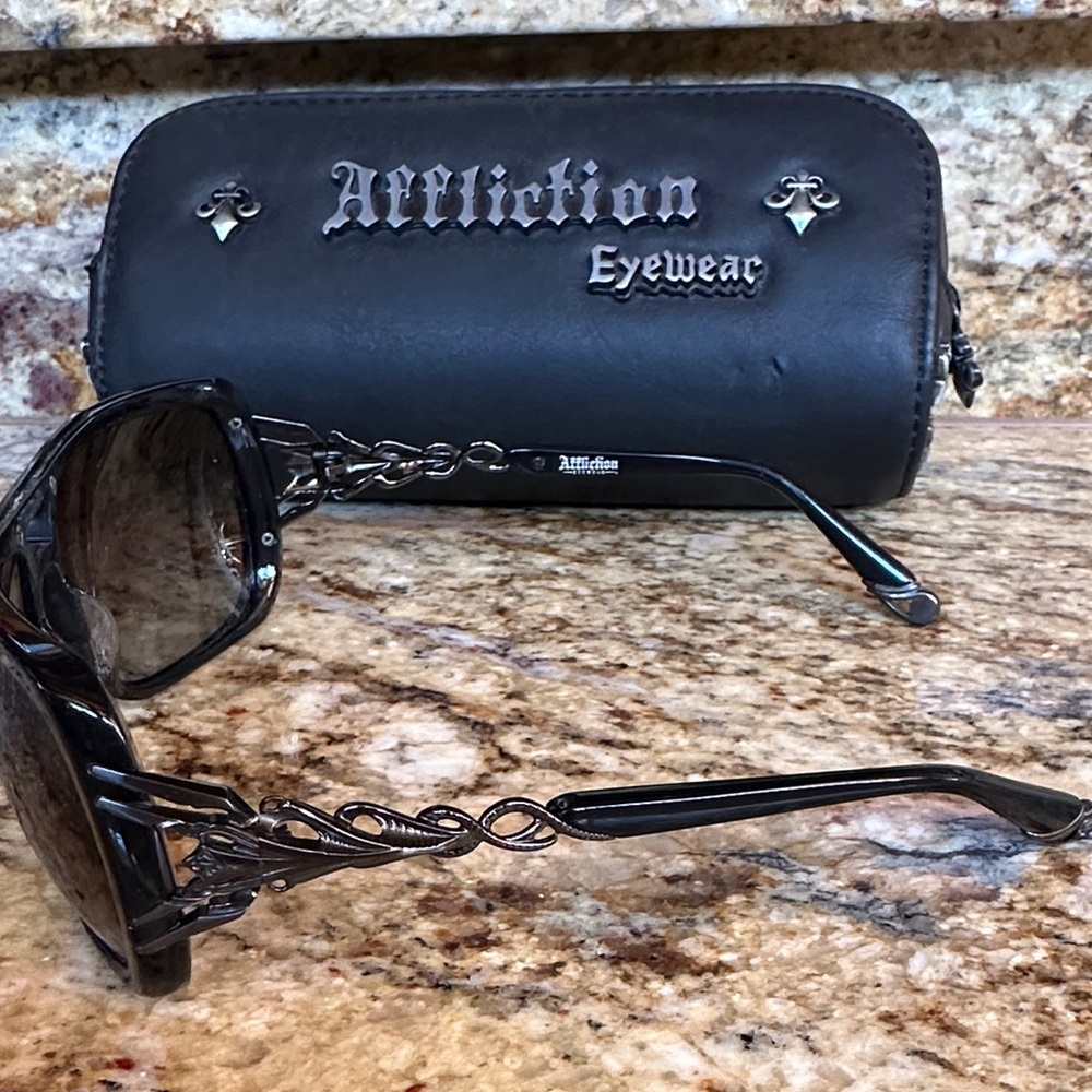 Affliction Eyewear KNOX Sunglasses - Black Gunmetal BKGU w/case - Picture 3 of 10
